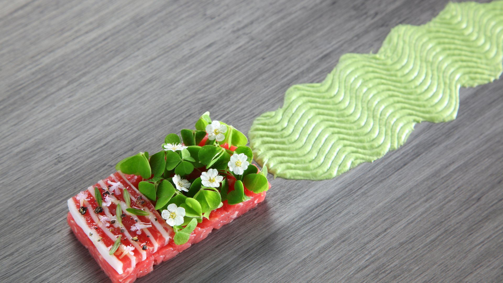 COFFRET 'MENU EN 3 PLATS' AVEC BOISSONS